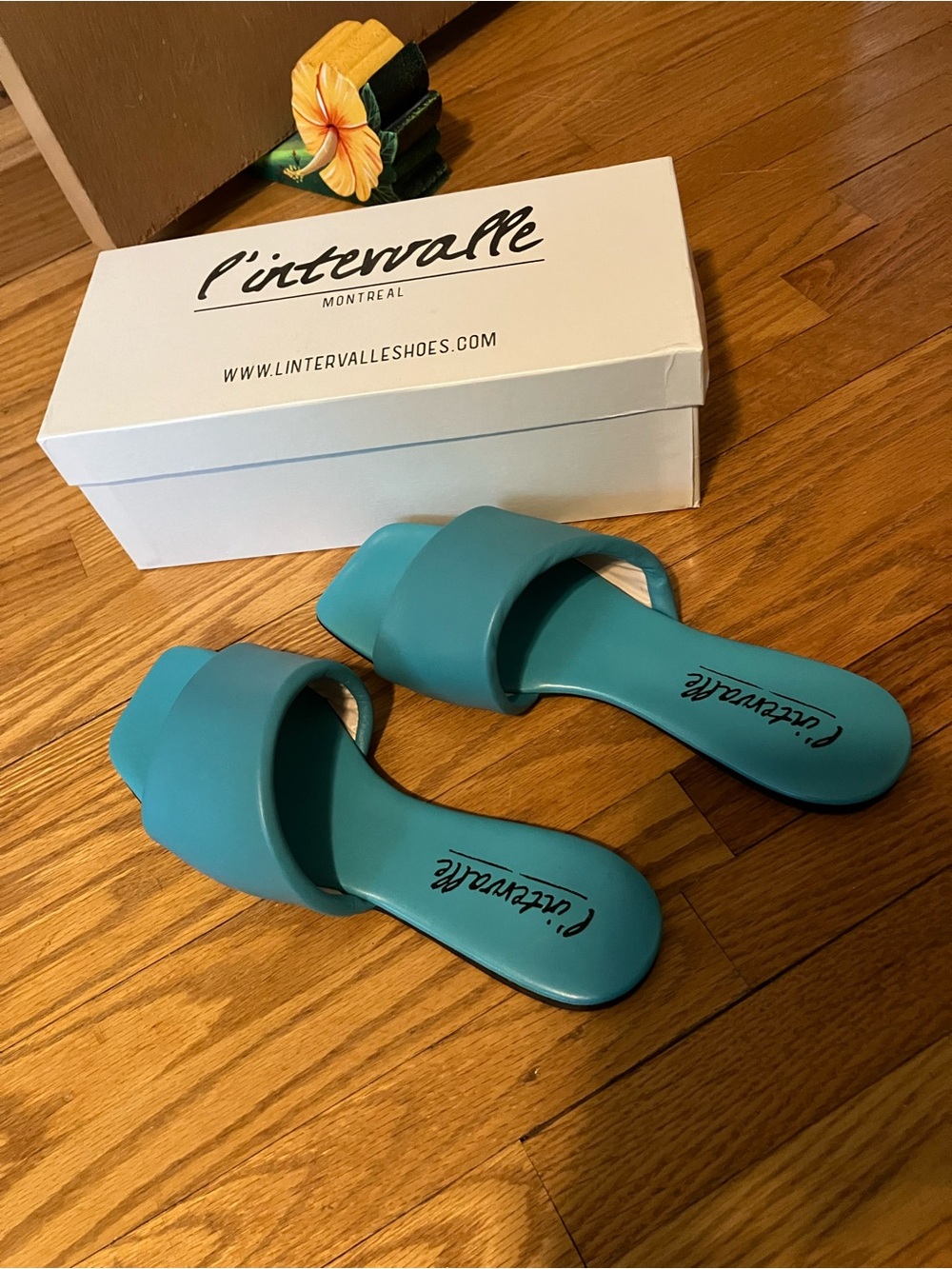 L'INTERVALLE Teal Slide Mules